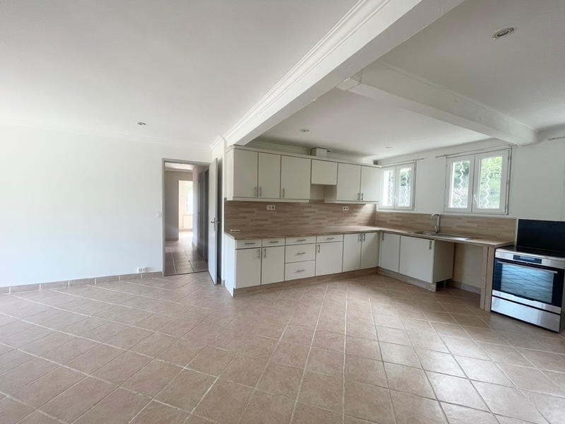 Maison - 106 m² - 6 pièces