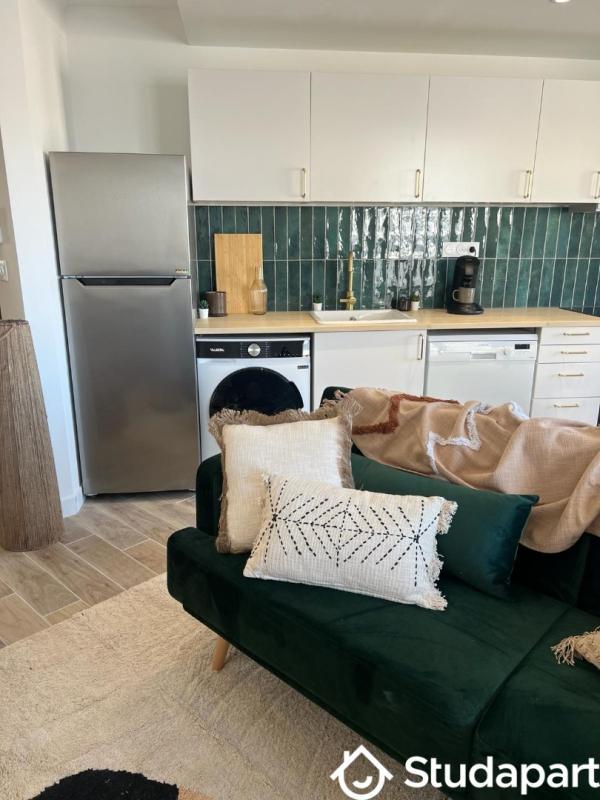 Chambre - 11 m² - 1 pièce