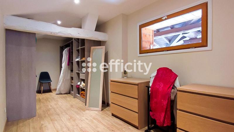 Maison - 157 m² - 6 pièces