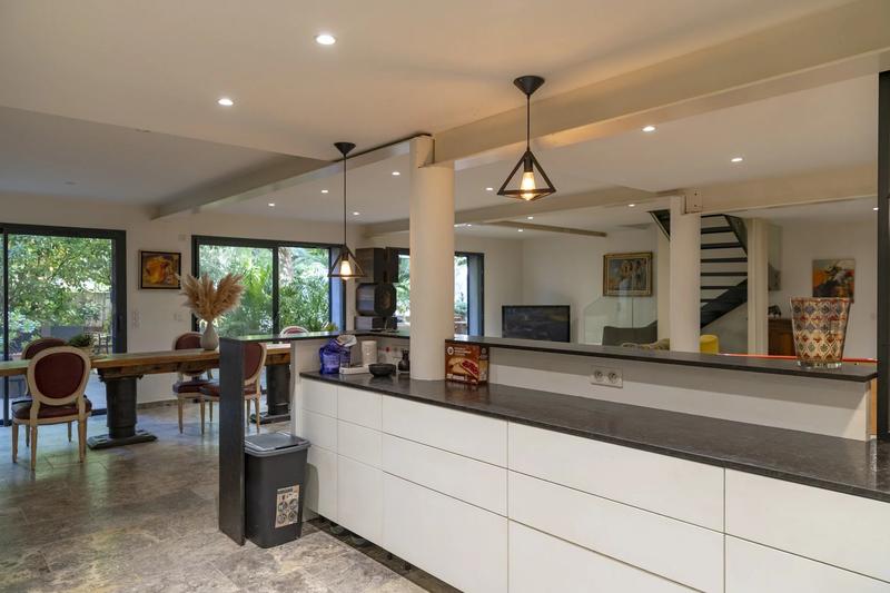 Duplex - 181 m² - 6 pièces