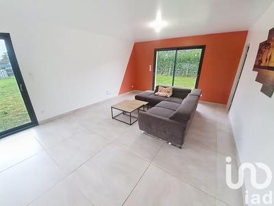 Maison - 96 m² - 4 pièces