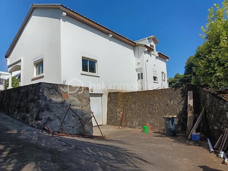 Demeure - 118 m² - 5 pièces