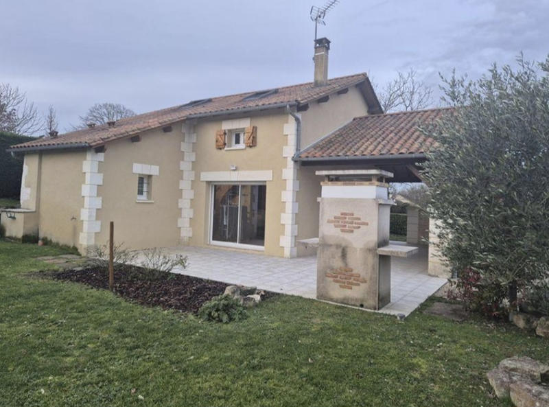 Propriété - 170 m² - 8 pièces