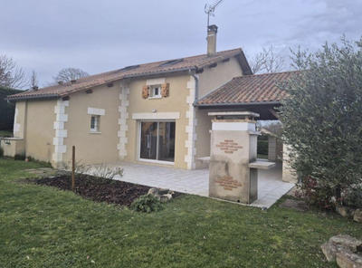 Propriété - 170 m² - 8 pièces