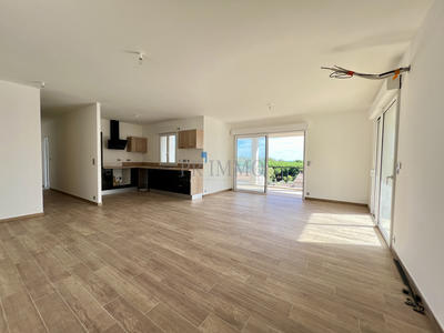 Villa - 137 m² - 4 pièces