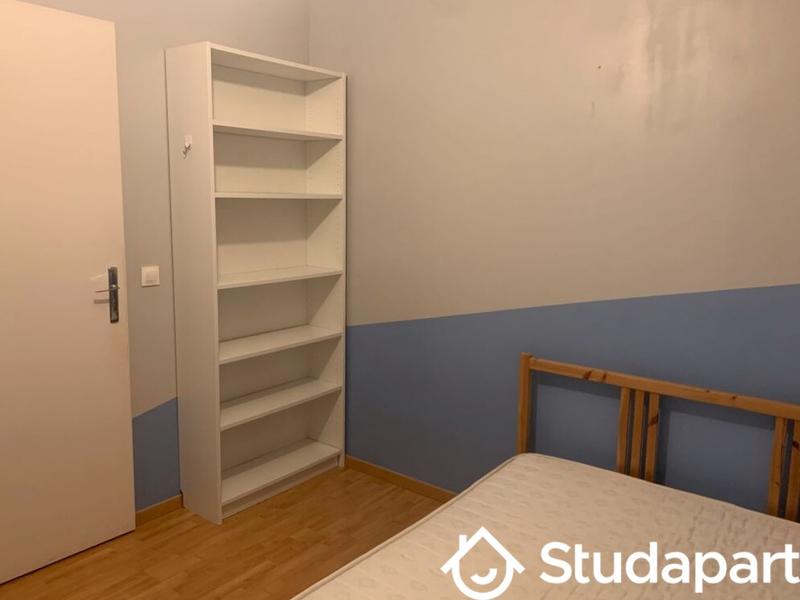 Chambre - 9 m² - 1 pièce