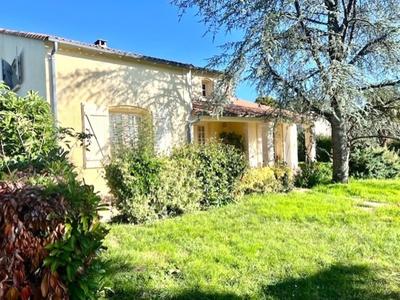 Maison - 112 m² - 6 pièces