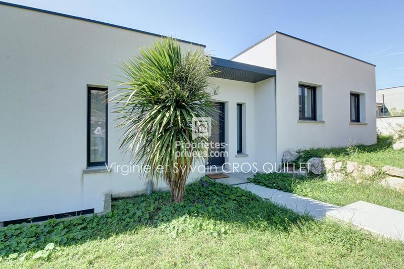 Maison - 160 m² - 5 pièces