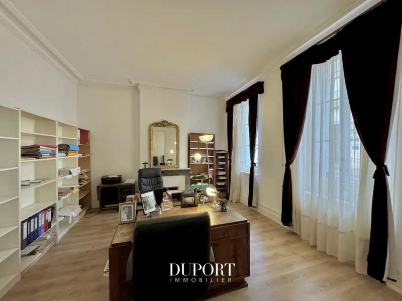 Maison de ville - 154 m² - 6 pièces