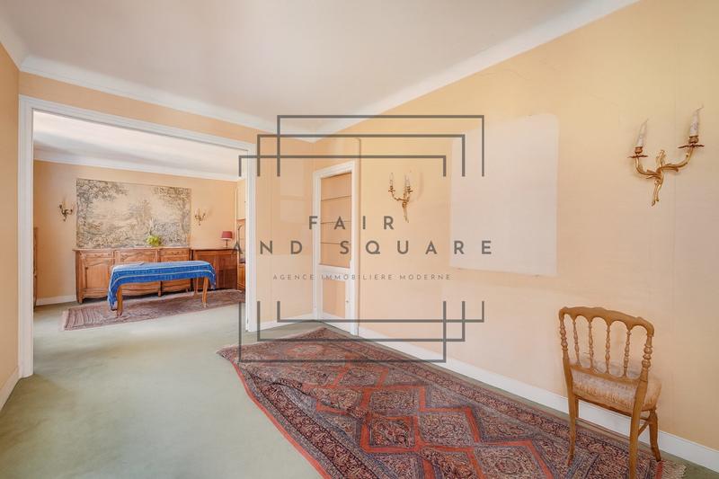 Appartement - 82 m² - 4 pièces