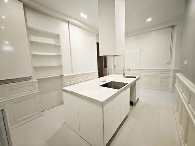 Appartement - 134 m² - 5 pièces