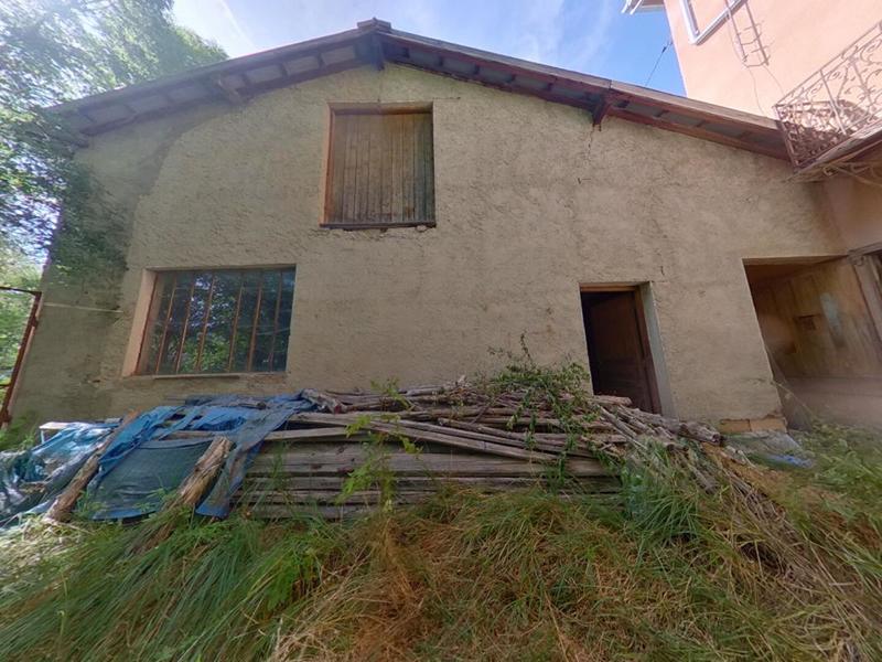 Maison - 255 m² - 5 pièces