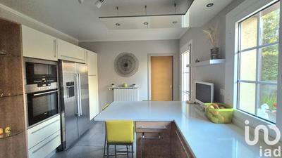 Maison - 142 m² - 6 pièces