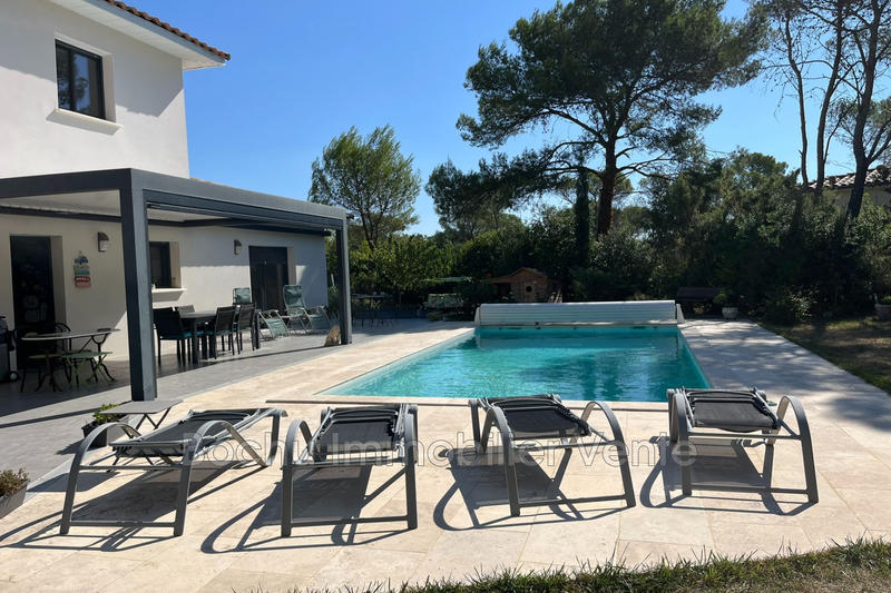 Villa - 150 m² - 5 pièces