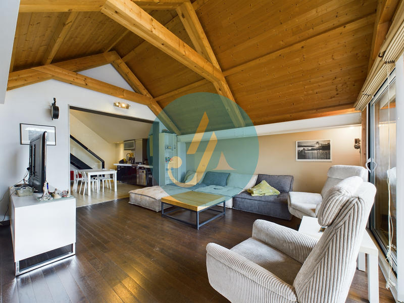 Maison - 145 m² - 5 pièces