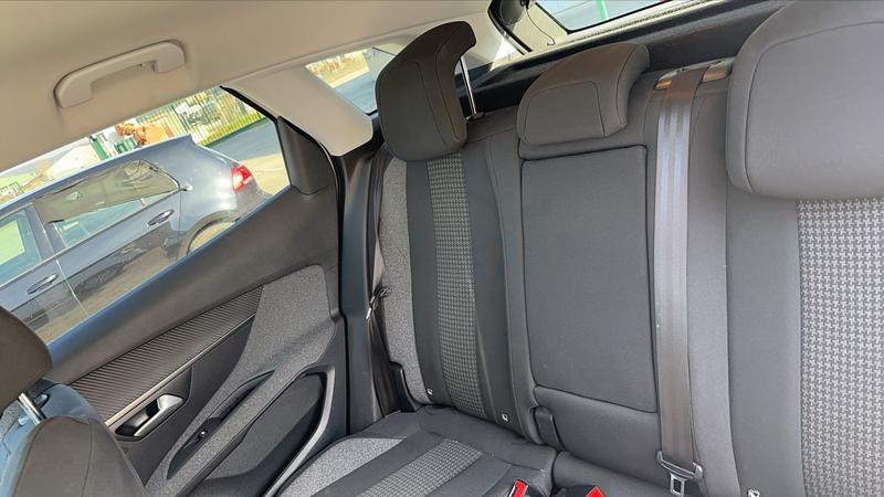 Peugeot 3008 1.5 BlueHDI 130 Active - Entretien constructeur