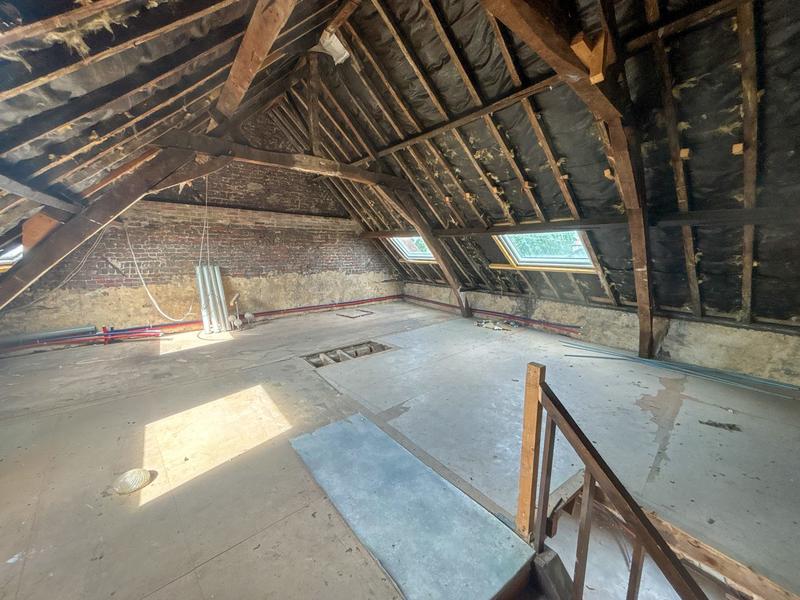 Maison ancienne - 180 m² - 6 pièces