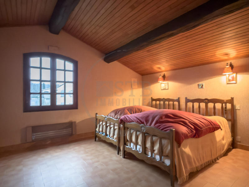 Maison - 155 m² - 6 pièces