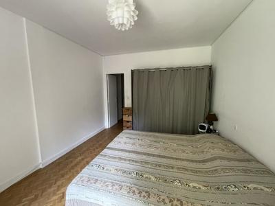 Appartement - 80 m² - 3 pièces