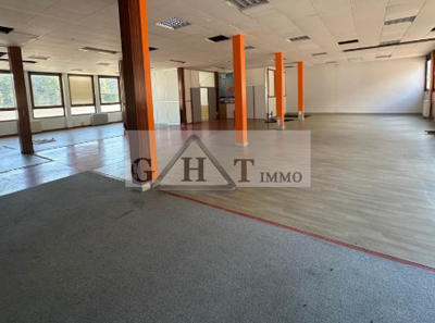 Local commercial - 250 m²