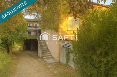 Maison - 177 m² - 7 pièces