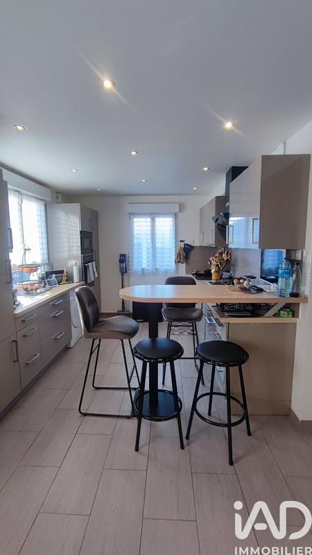 Maison - 100 m² - 5 pièces