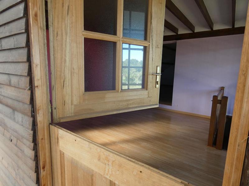 Maison - 220 m² - 8 pièces