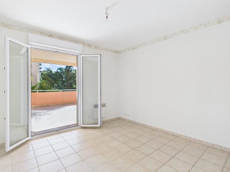 Appartement - 79 m² - 3 pièces