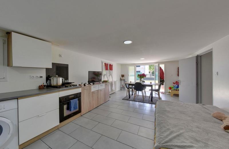 Maison traditionnelle - 228 m² - 8 pièces