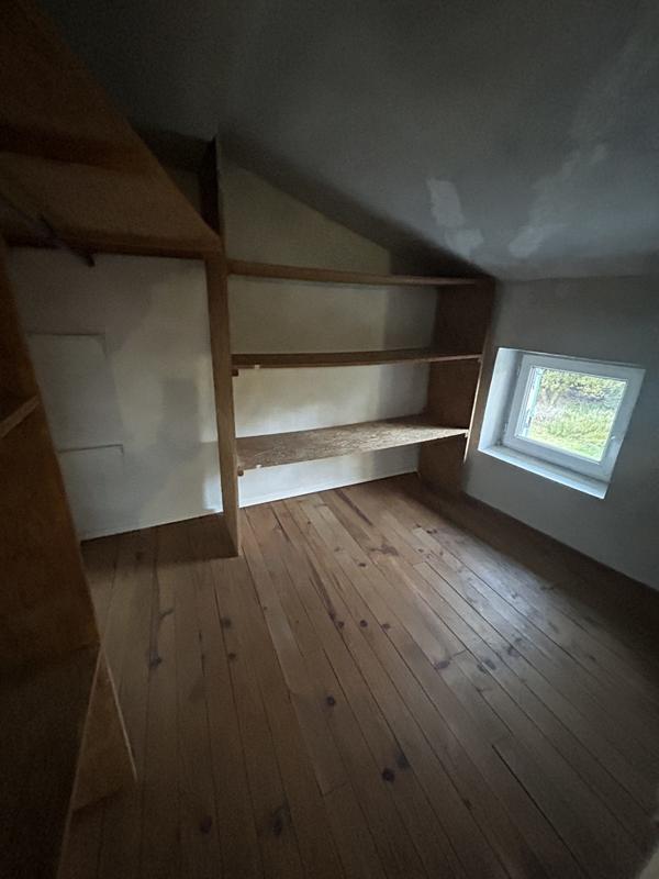 Maison - 90 m² - 6 pièces