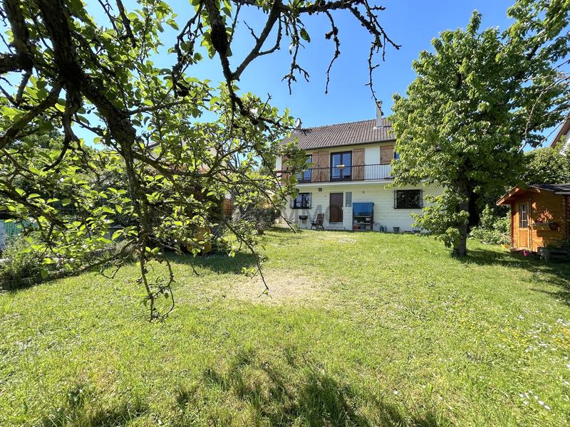 Villa - 170 m² - 8 pièces