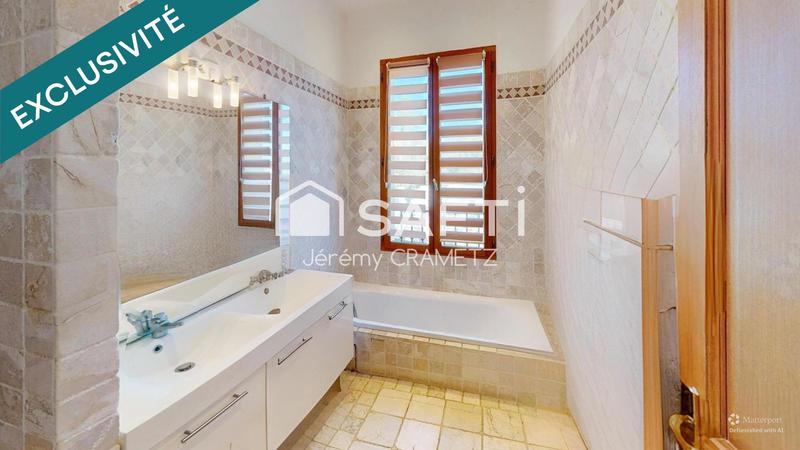 Maison - 94 m² - 5 pièces