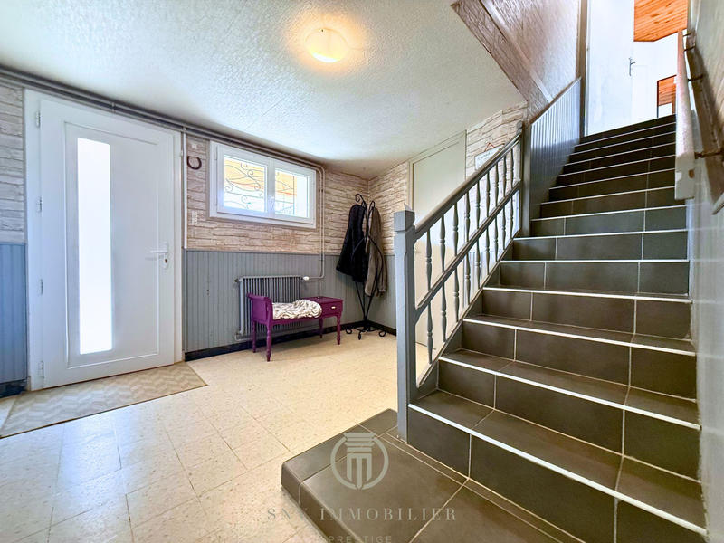 Maison - 93 m² - 4 pièces