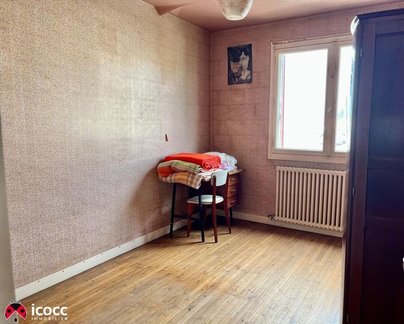 Maison - 180 m² - 8 pièces