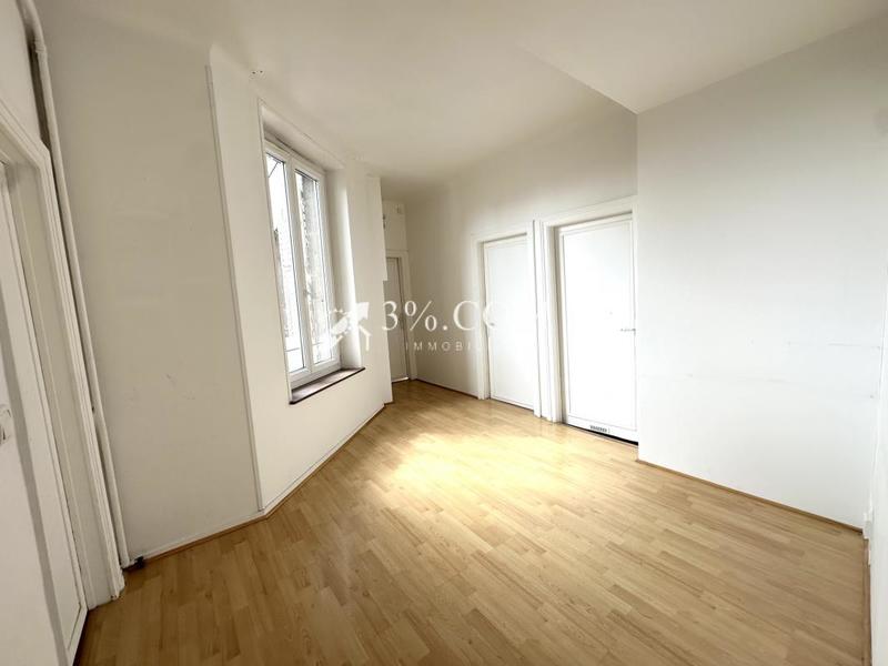 Appartement - 121 m² - 7 pièces