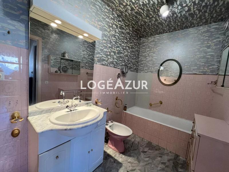 Appartement - 91 m² - 3 pièces