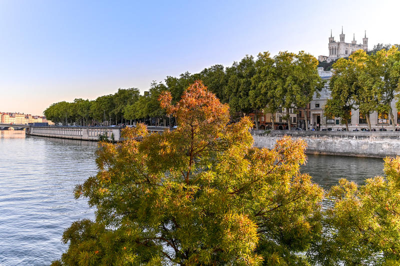 Appartement - 76 m² - 3 pièces