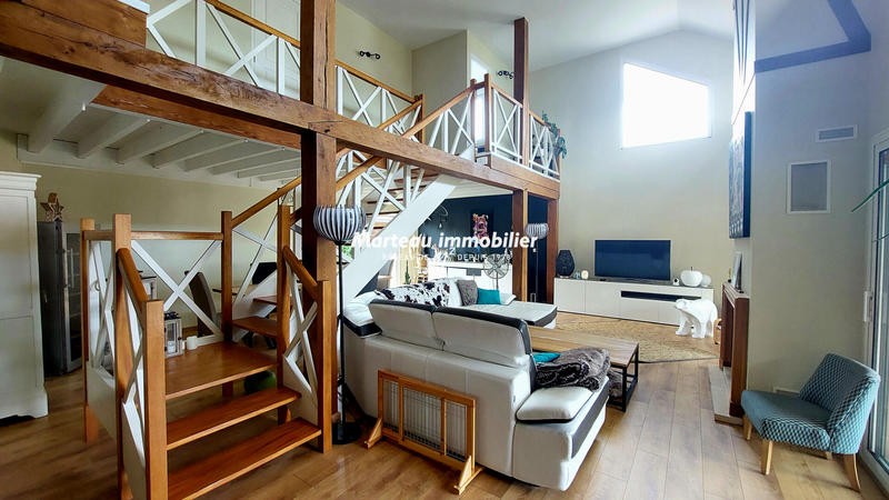 Maison - 196 m² - 6 pièces