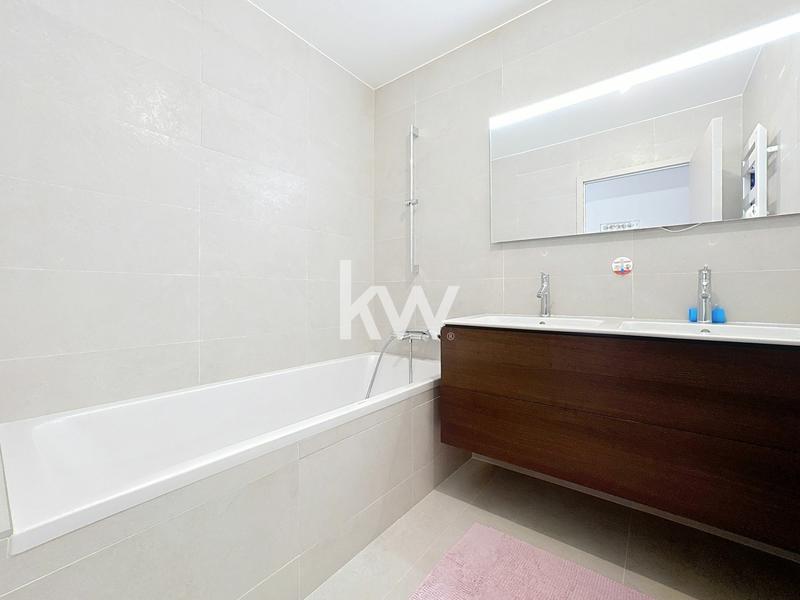 Maison - 127 m² - 5 pièces