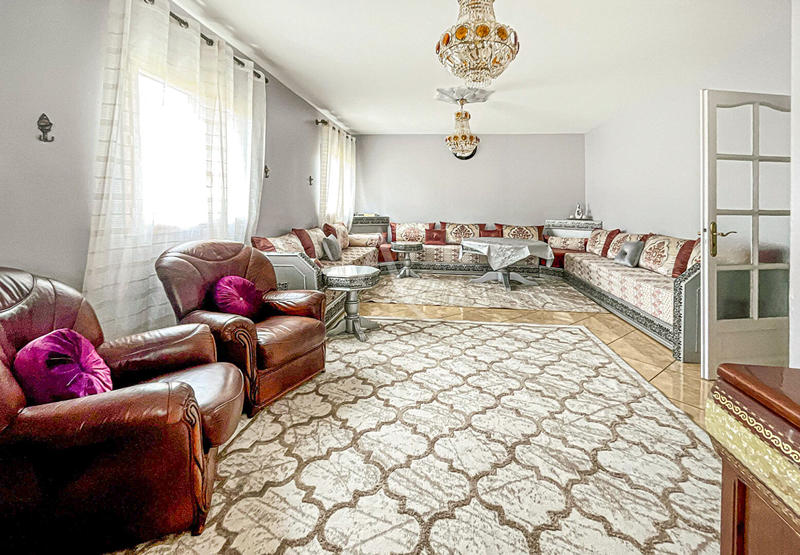 Maison - 142 m² - 5 pièces