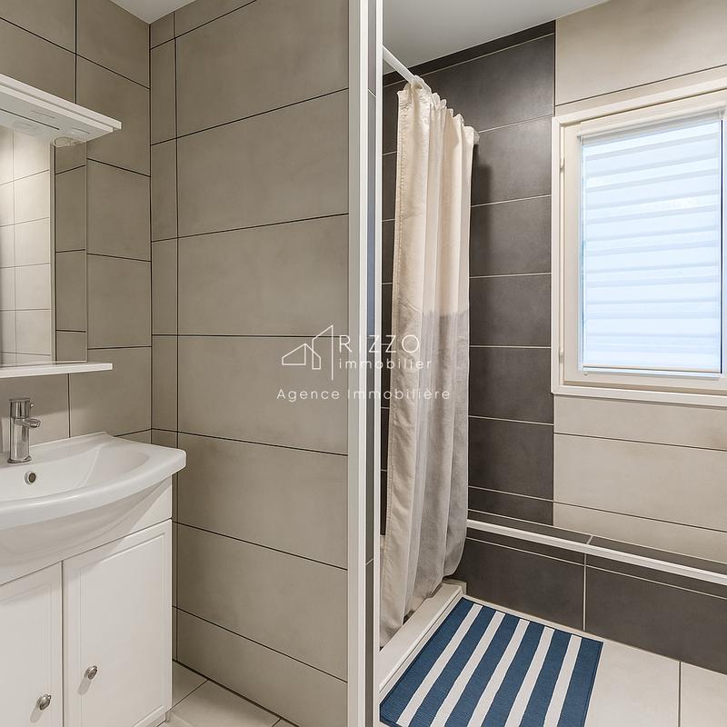 Appartement - 74 m² - 4 pièces