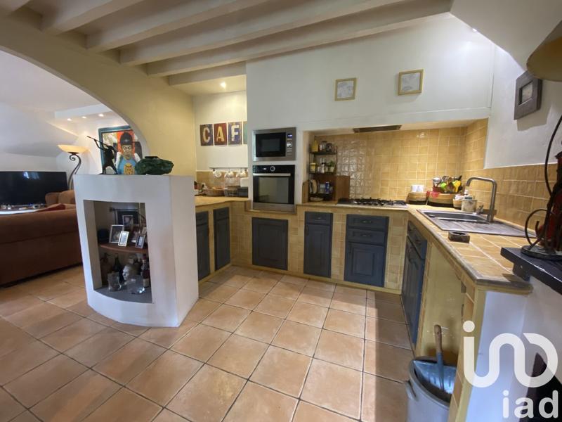 Maison - 241 m² - 6 pièces