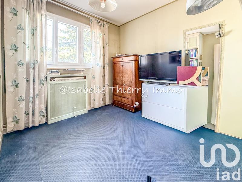 Maison - 182 m² - 9 pièces