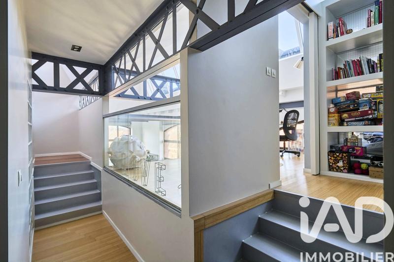 Loft - 210 m² - 5 pièces