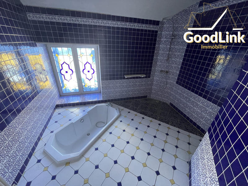 Maison - 150 m² - 5 pièces