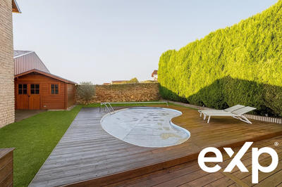 Maison - 180 m² - 6 pièces