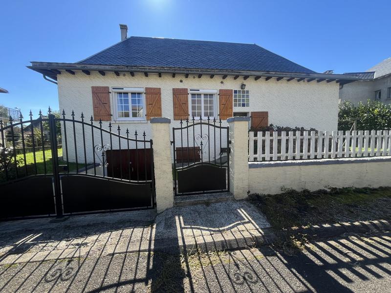 Maison - 177 m² - 6 pièces