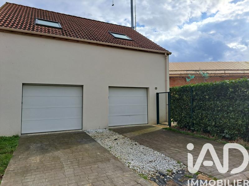 Maison - 99 m² - 5 pièces