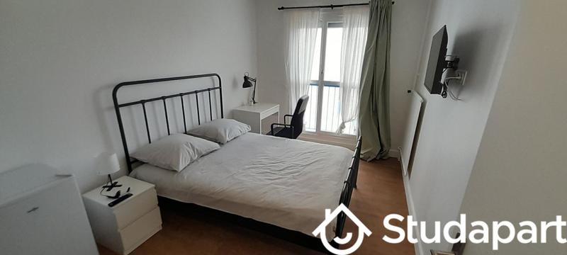 Chambre - 10 m² - 1 pièce