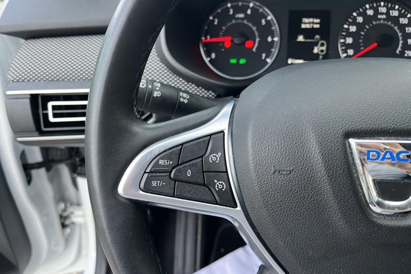 Dacia Jogger 100 Eco-G Confort Plus 5p